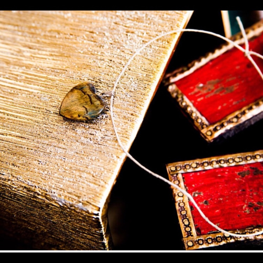 Tiger Eye Heart Crystal Stone Necklace Pendent
